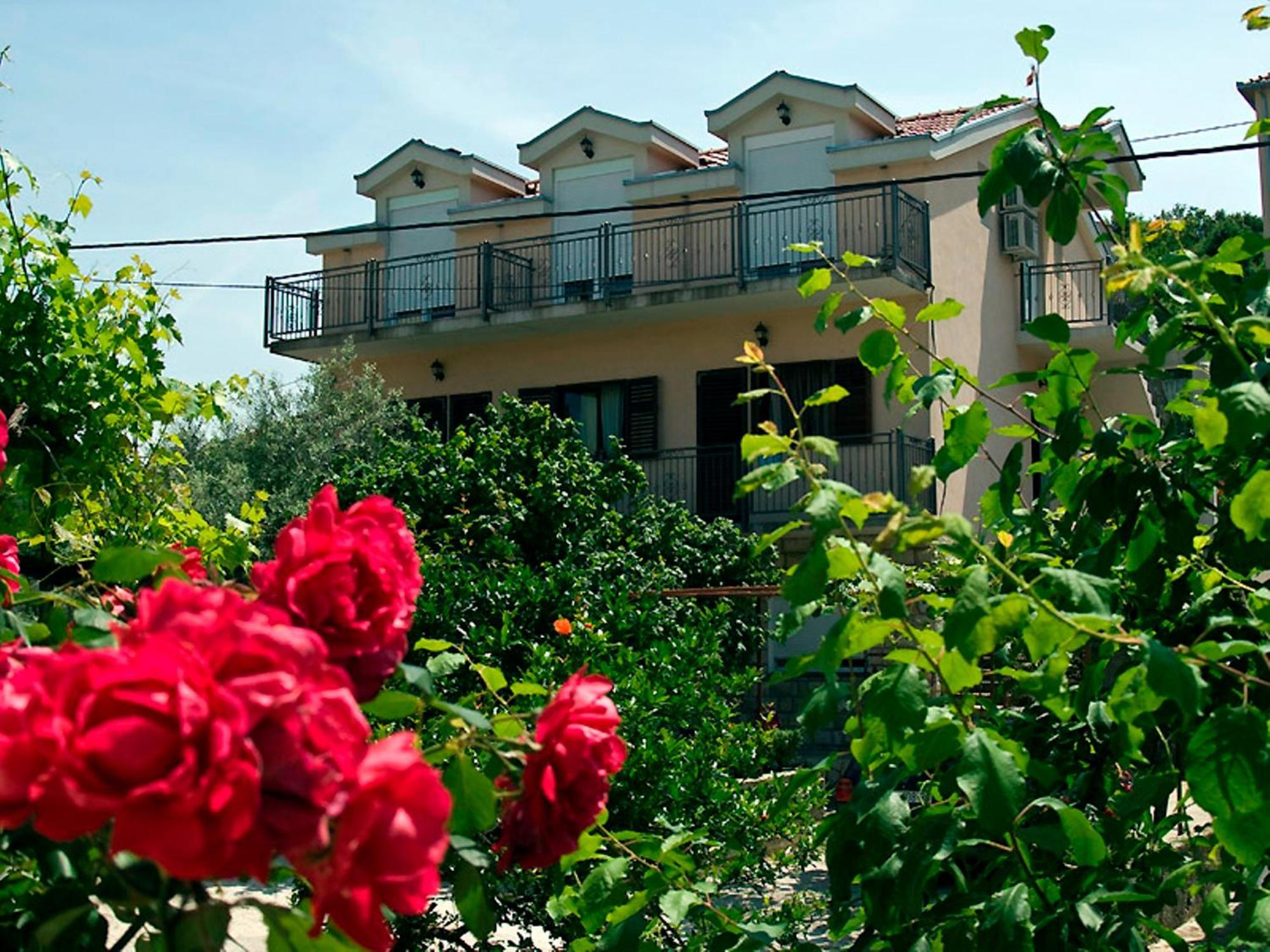 Franic Bacina Lakes Apartments Ploce  Extérieur photo