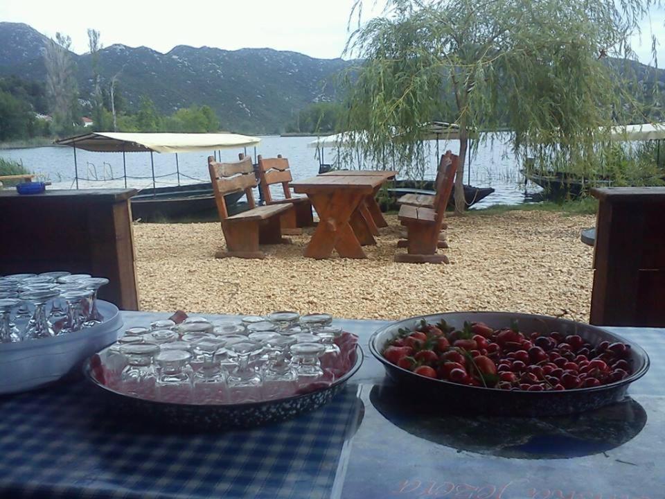 Franic Bacina Lakes Apartments Ploce  Extérieur photo